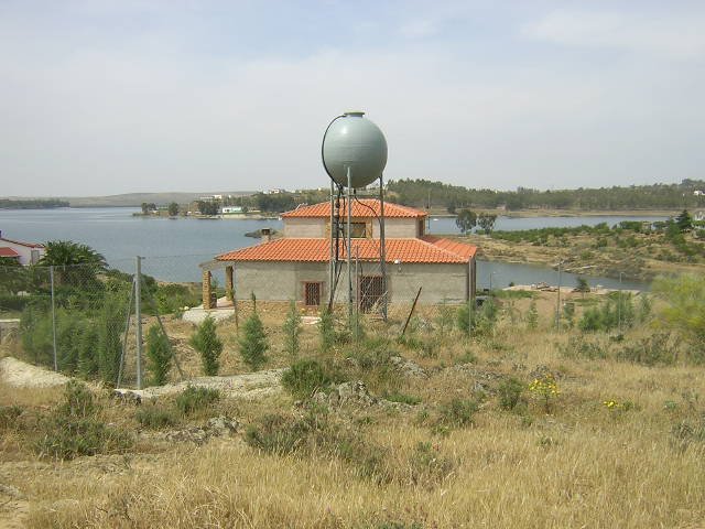Chalet los tercios orellana la sierra