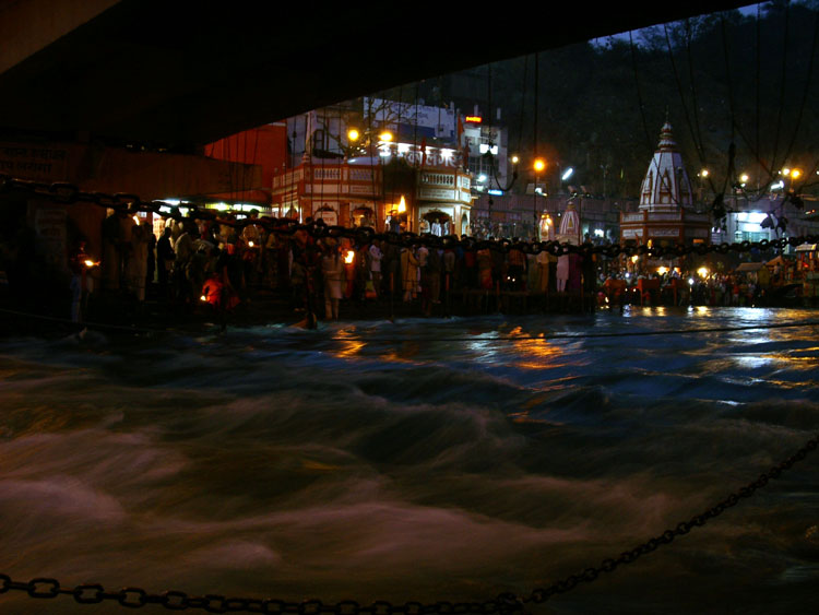 Haridwar. Momento Ganga Aarti Haridvar