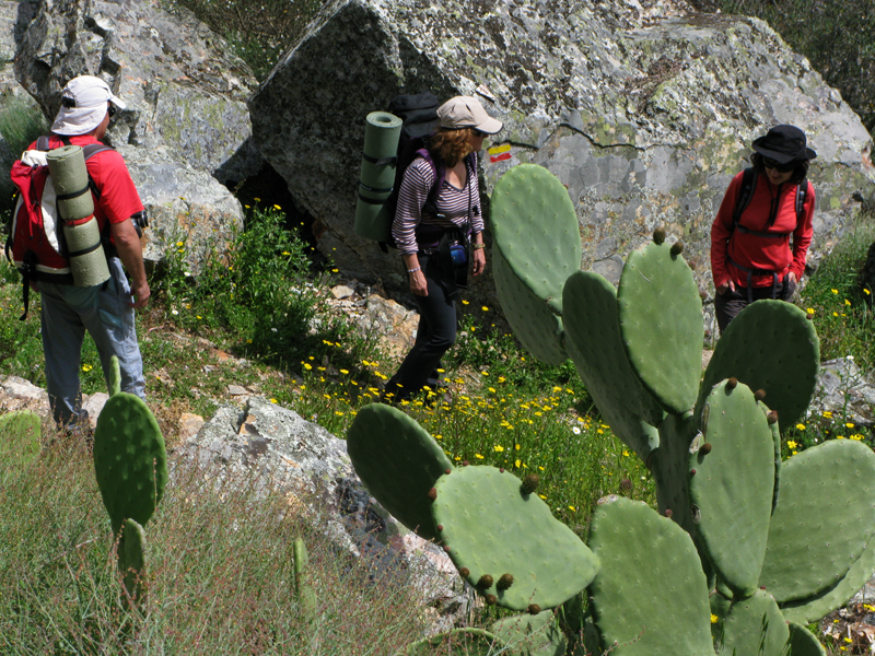 Senderistas por la Raya Sendero de la Raya
