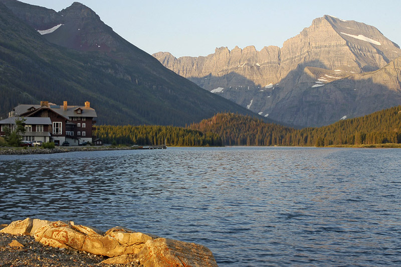 Glaciers Swiftcurrent Lodge Lake