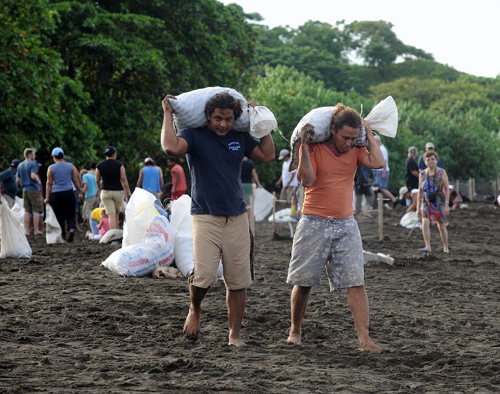 Miembros de la tribu de saqueadores