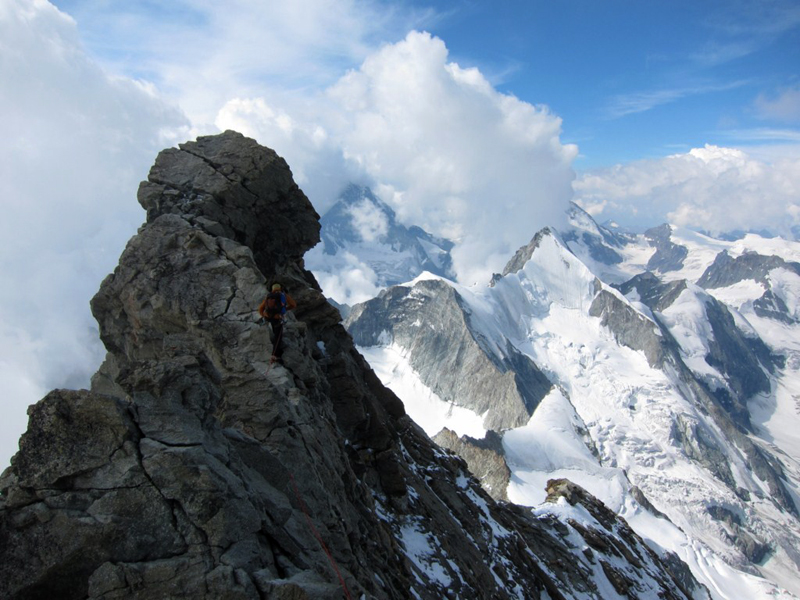 Zinalrothorn, bajada