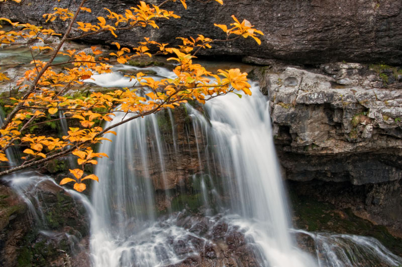 Cascada Estrecho