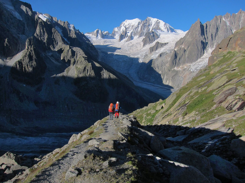 Descenso por una morrena