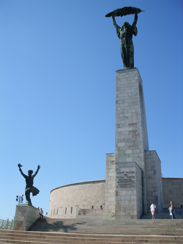 MONUMENTO A LA LIBERACION- CIUDADELA