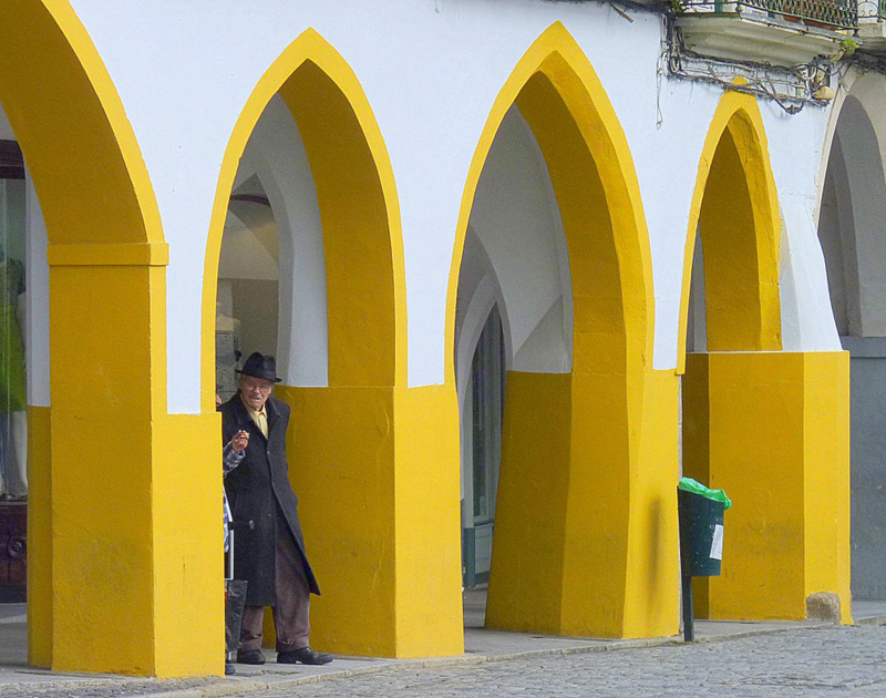 Évora