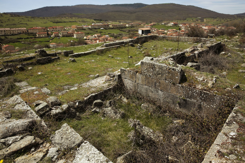 necropolis---palacios-de-la-sierra (1)