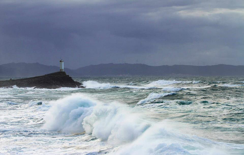 Trasnos, Costa Da Morte, O Camiño dos Faros
