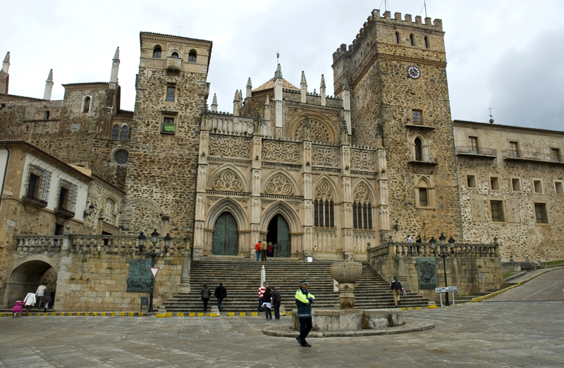 La Puebla y el Monasterio de Guadalupe
