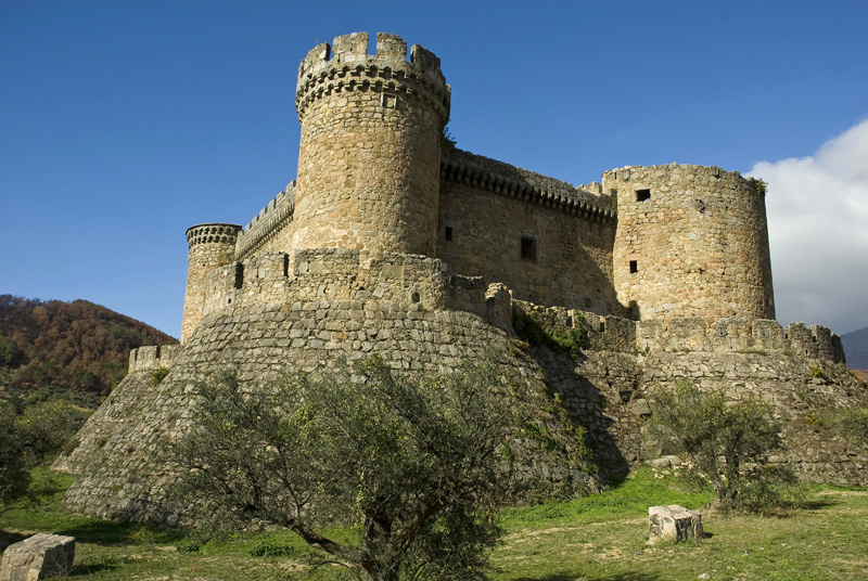 Castillo de Monbeltran-Valle de las Cinco Villas-Gredos