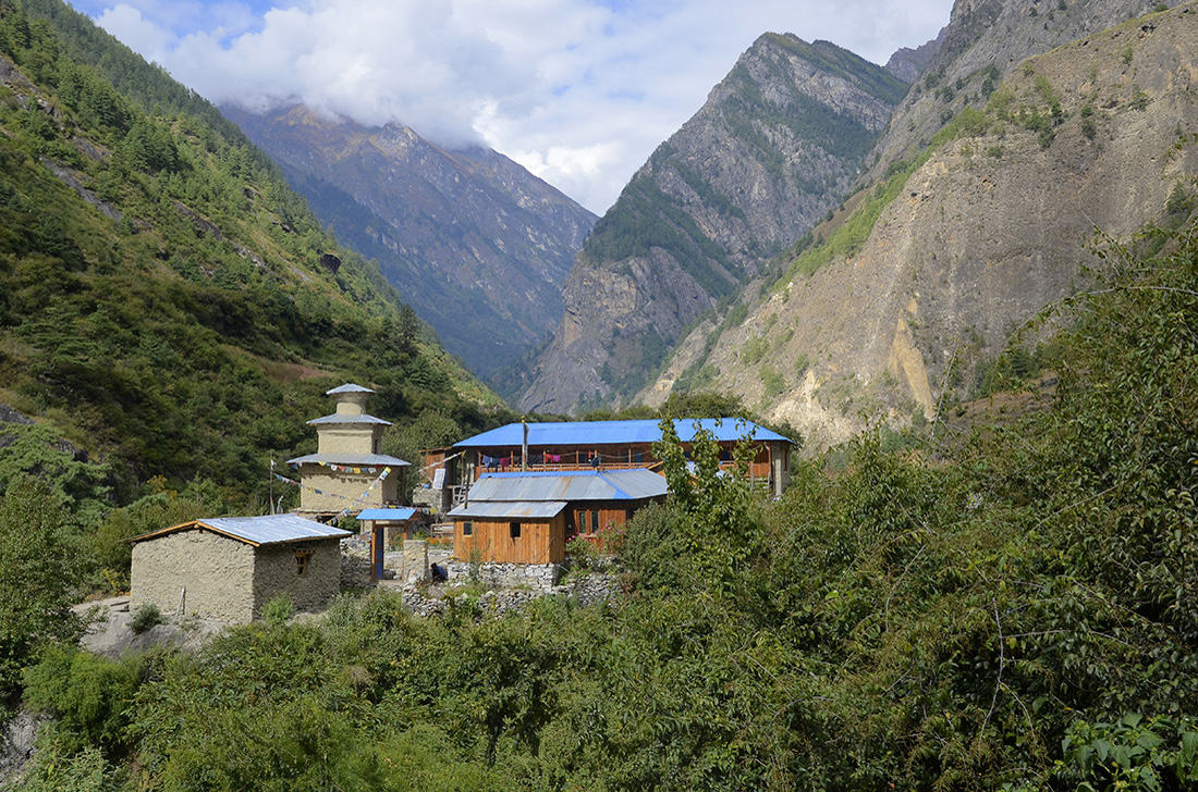 Alojamientos para trekkers, cordillera del Himalaya, Nepal